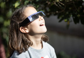 Eclipse solaire&nbsp;: pourquoi et comment la Lune cache-t-elle le Soleil&nbsp;?