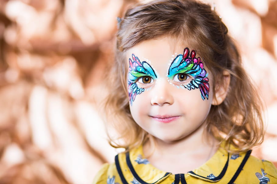 Maquillage enfants : conseils et idées pour accompagner son déguisement