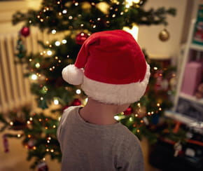 Apprenez &agrave; coudre votre propre bonnet du p&egrave;re No&euml;l