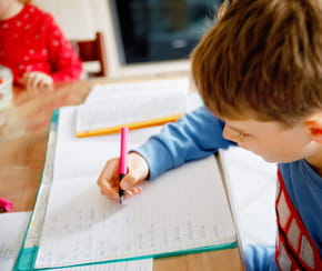 Ces mots prennent toujours un "s" &agrave; la fin, m&ecirc;me au singulier