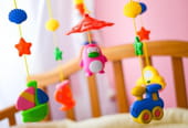 Mobiles musicaux&nbsp;: notre s&eacute;lection pour le lit de b&eacute;b&eacute;