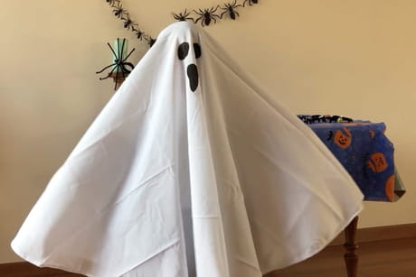 Fabriquez un déguisement de fantôme pour Halloween sans faire aucune couture