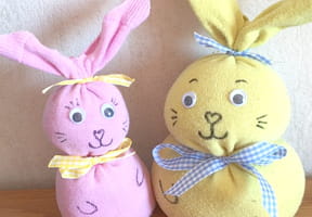 Fabriquez un doudou lapin avec une chaussette