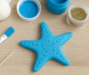Une étoile de mer en pâte à sel : le DIY facile qui sent bon les vacances