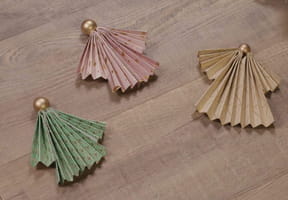 Apprenez &agrave; r&eacute;aliser des anges de No&euml;l en papier - un bricolage facile et ludique pour les petits