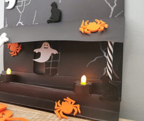 Fabriquez une maison hant&eacute;e en carton pour Halloween