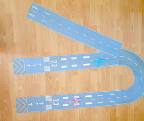 Piste d'atterrissage d'avion &agrave; imprimer
