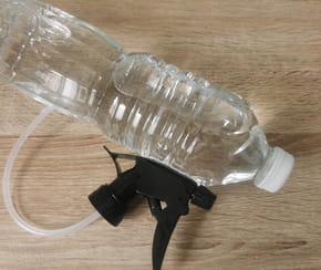 Le pistolet à eau le plus simple du monde… à faire avec une bouteille
